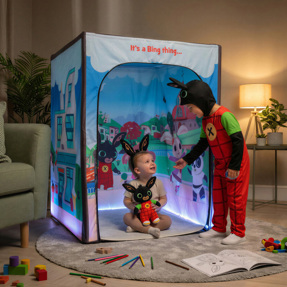 Bing PODSgo pop up play tent in a living room, view 4